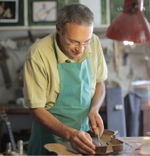 Emile van Harten in his workshop